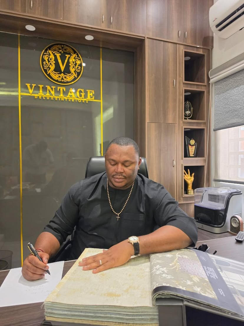 Francis Udochukwu Nwaogwugwu Francis Udochukwu Nwaogwugwu, CEO of Vintage Deluxe Interiors